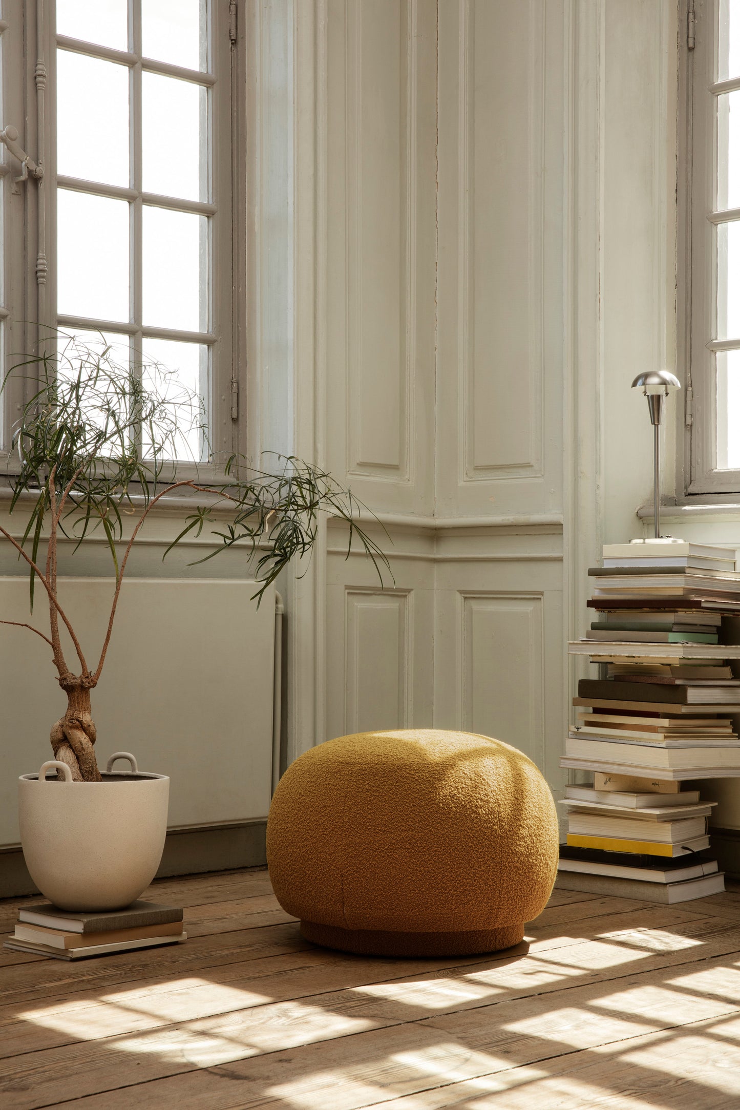Ferm Living Tiny pöytävalaisin korkea teräs