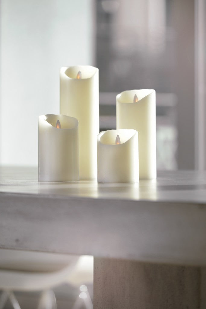 Sompex Flame LED-kynttilä keskikoko valkoinen