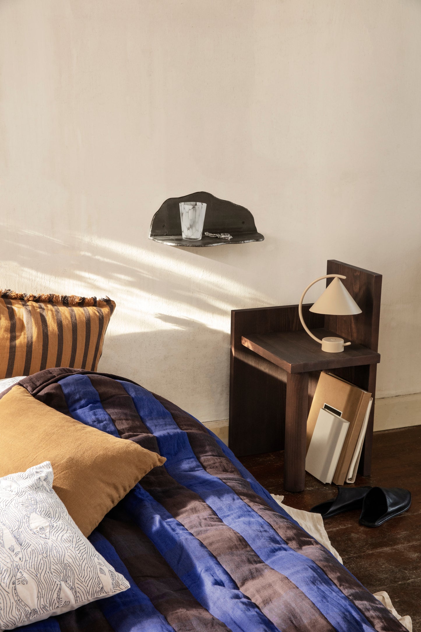 Ferm Living Meridian pöytävalaisin cashmere