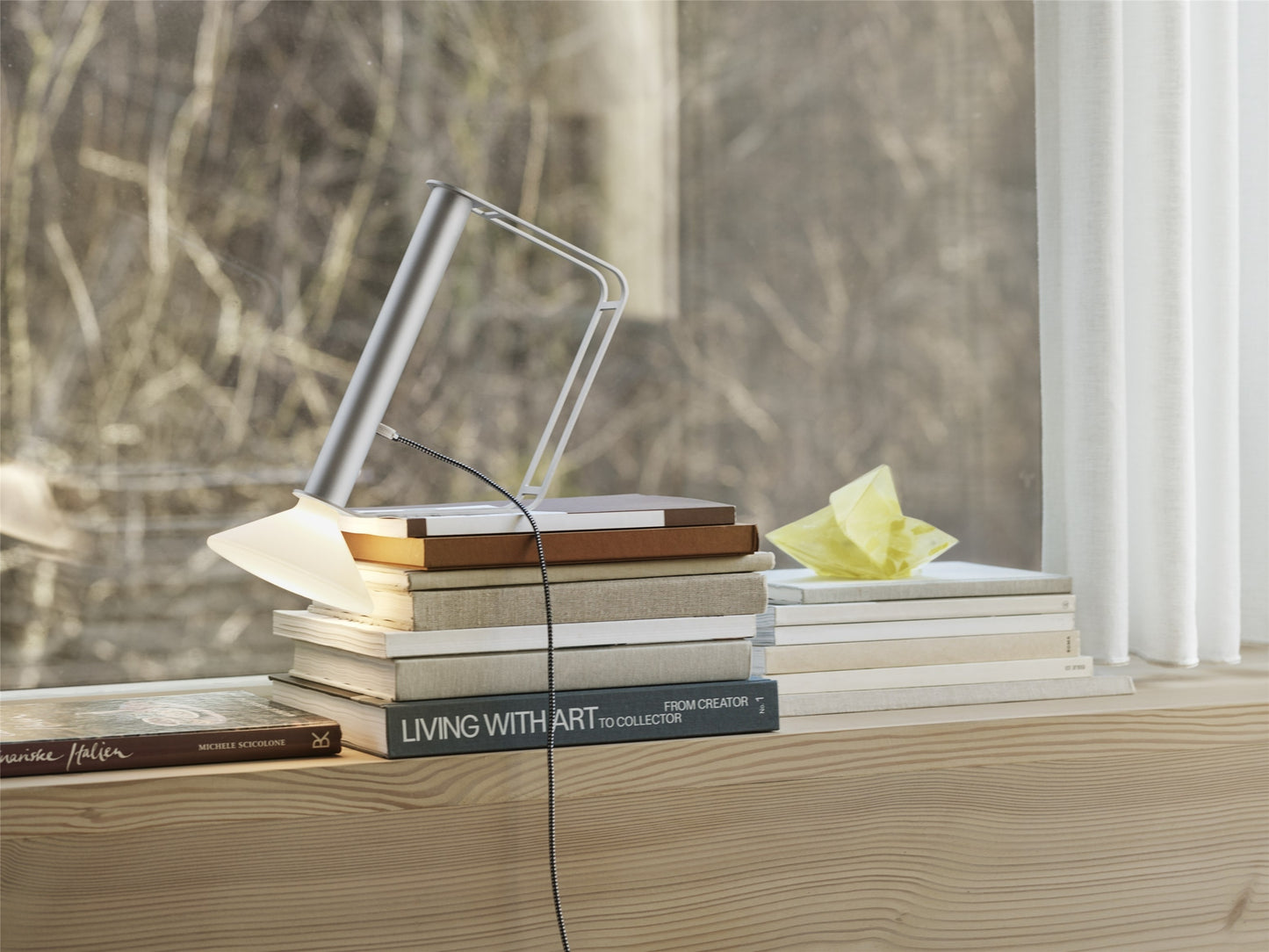 Muuto Piton Portable pöytävalaisin alumiini