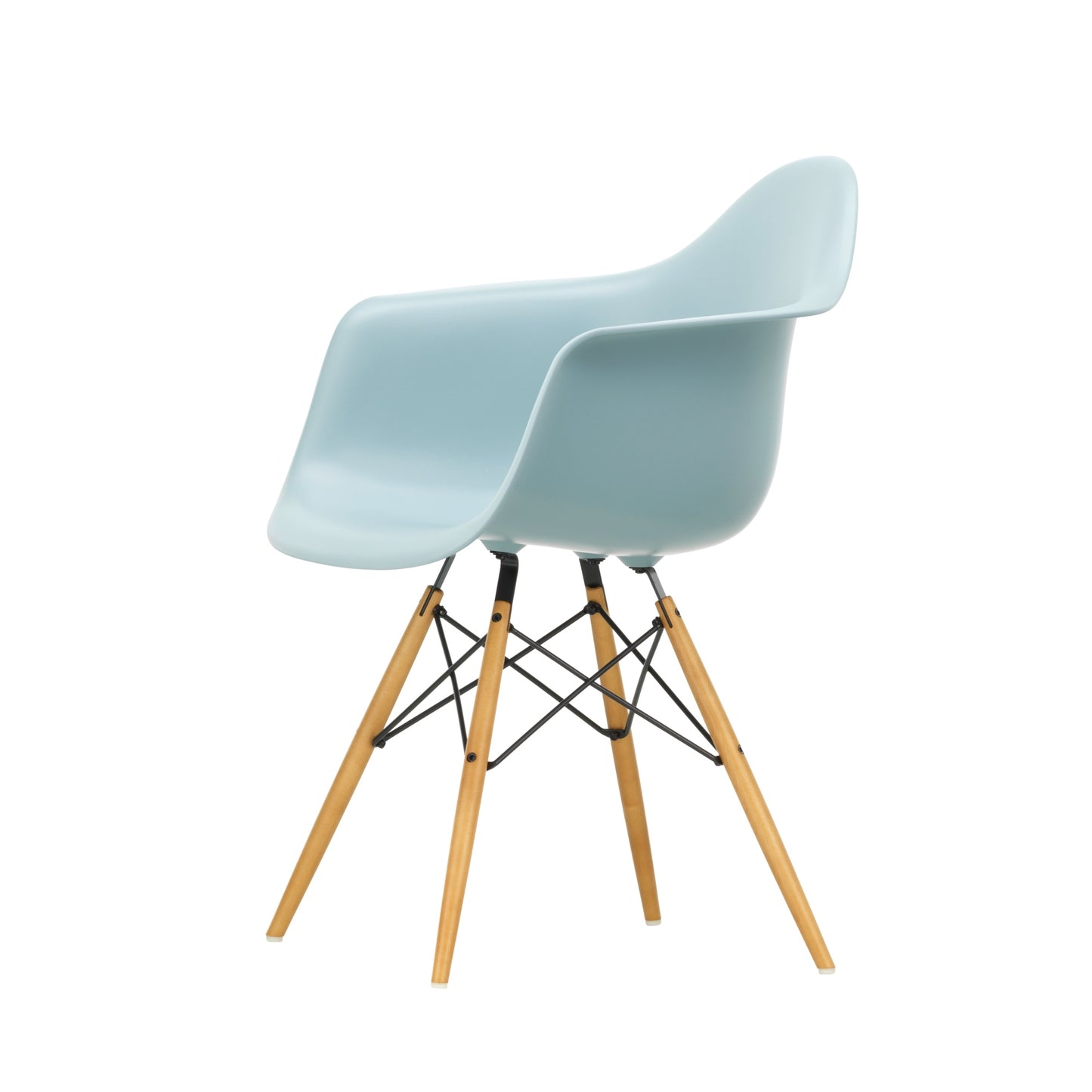 Vitra Eames DAW tuoli jäänharmaa/vaahtera