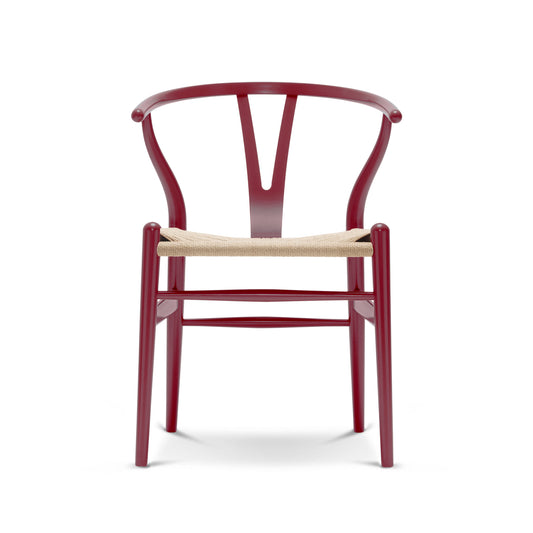 Carl Hansen & Søn CH24 Wishbone kirsikanpunainen pyökki/luonnonväri