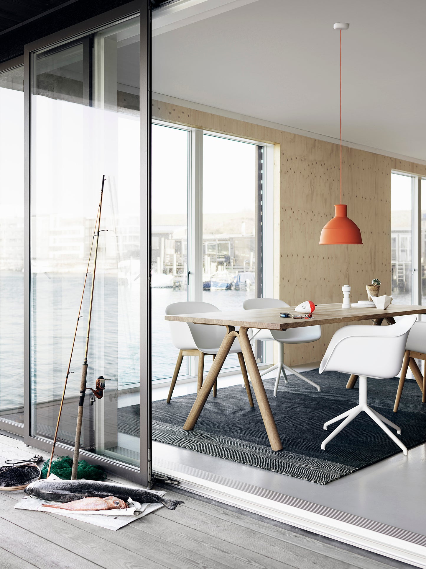 Muuto Unfold oranssi