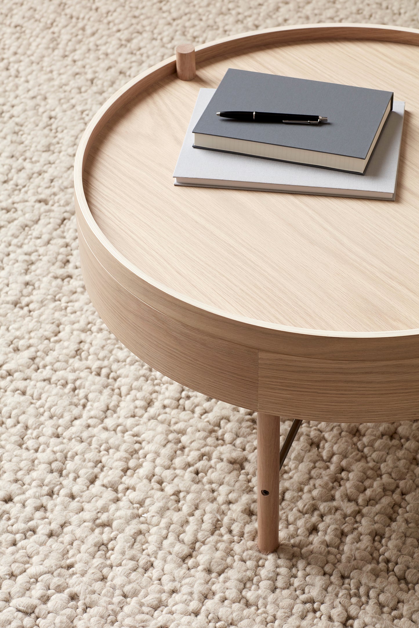 Menu Turning Table tammi