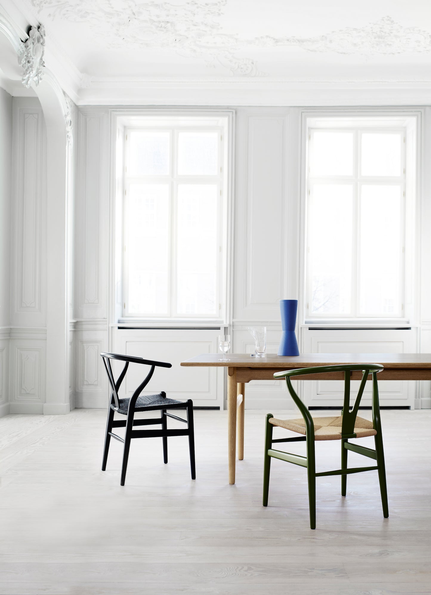 Carl Hansen & Søn CH24 Wishbone oliivinvihreä pyökki/luonnonväri