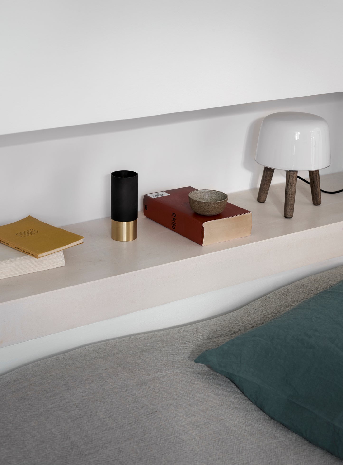 &Tradition Milk Table saarni musta