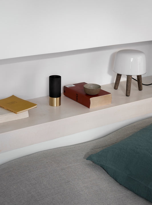 &Tradition Milk Table saarni musta