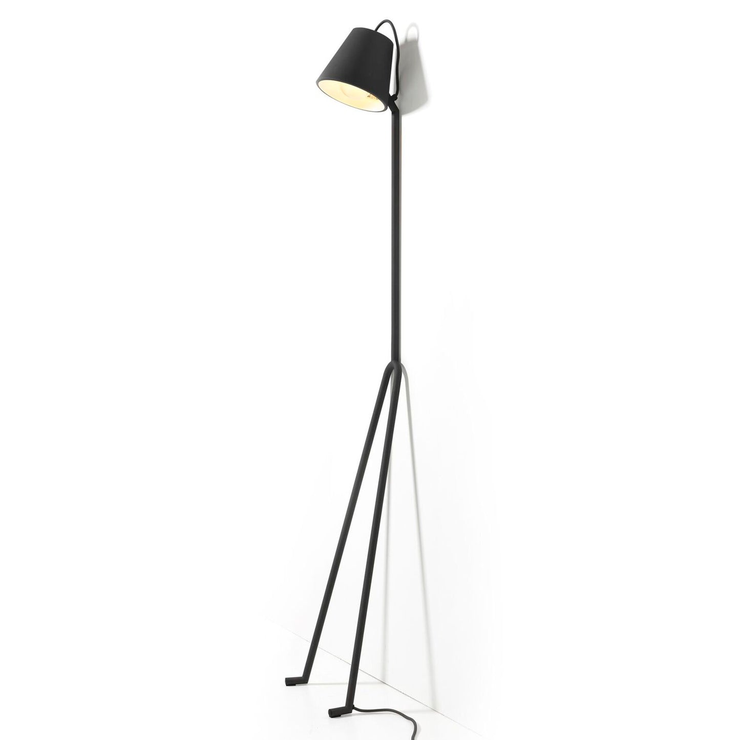 Design House Stockholm Mañana valaisin harmaa