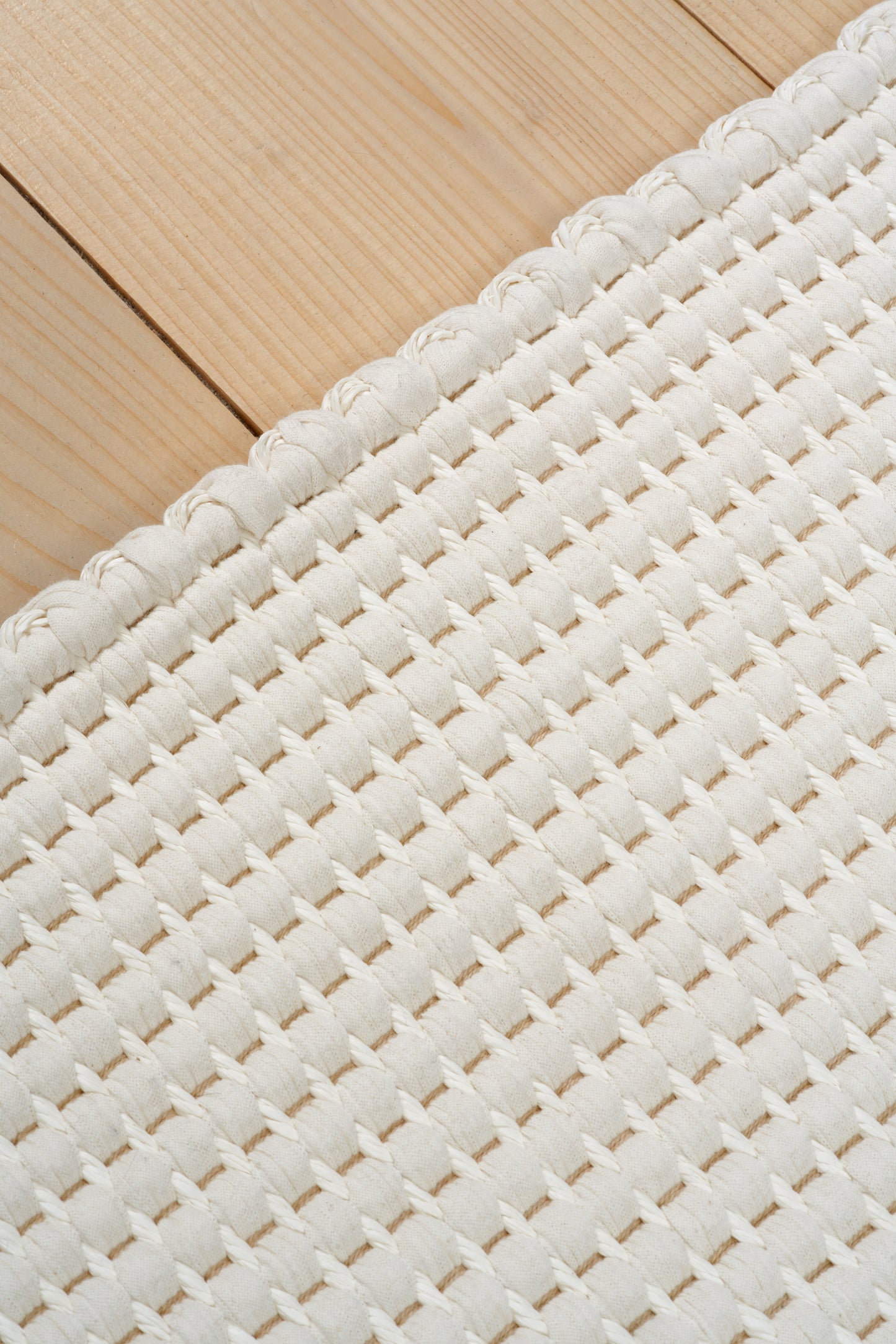 Woodnotes Piccolo2 140x200 valkoinen