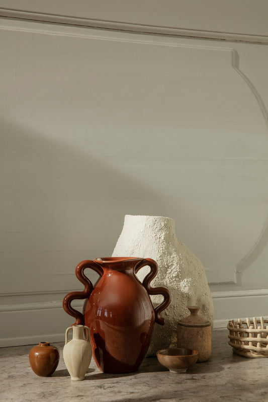 Ferm Living Ary S mini maljakko ruskea