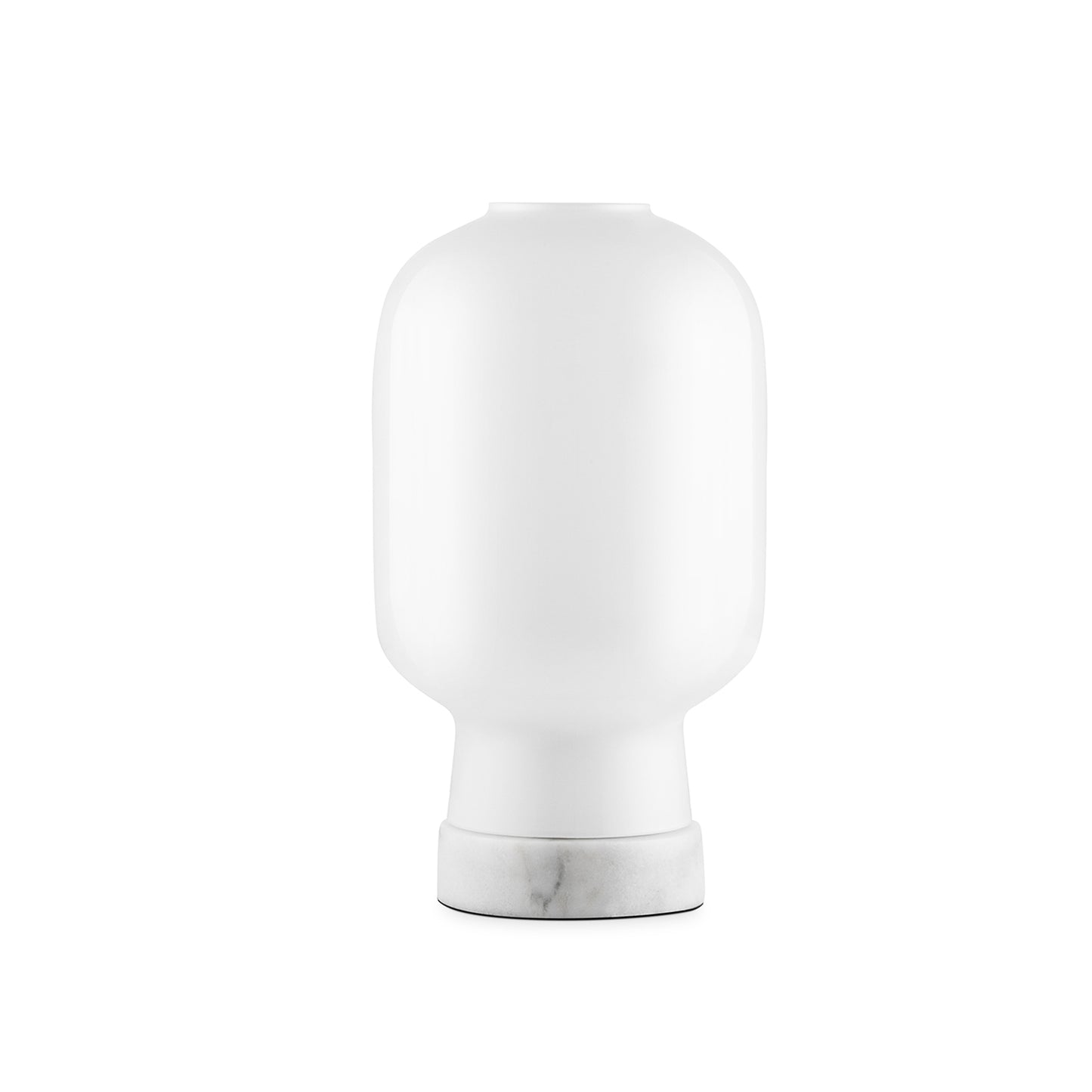Normann Copenhagen Amp pöytävalaisin valkoinen/valkoinen