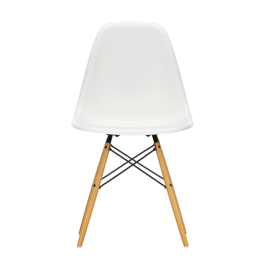 Vitra Eames DSW tuoli valkoinen/vaahtera
