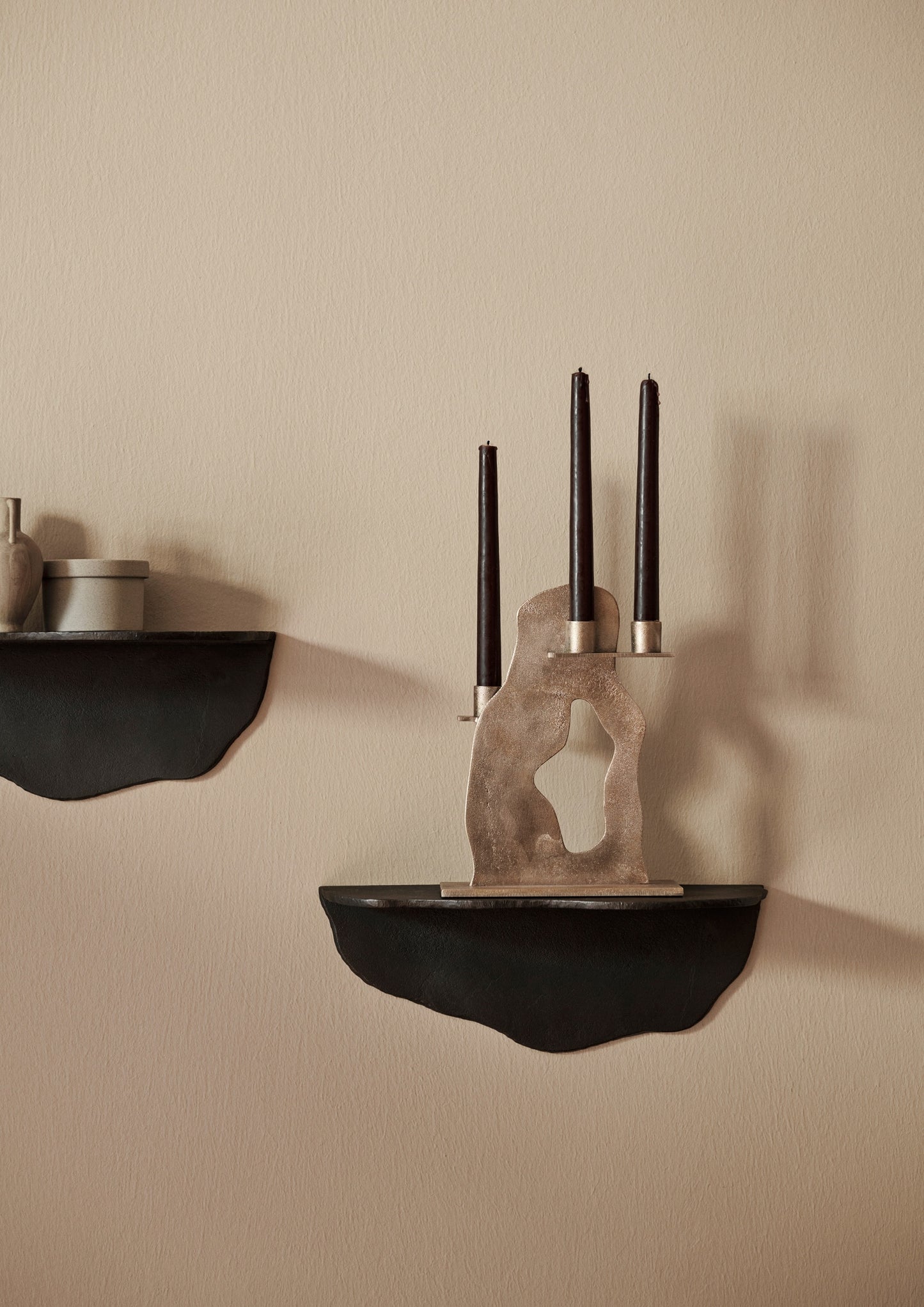 Ferm Living Erode kynttilänjalka messinki