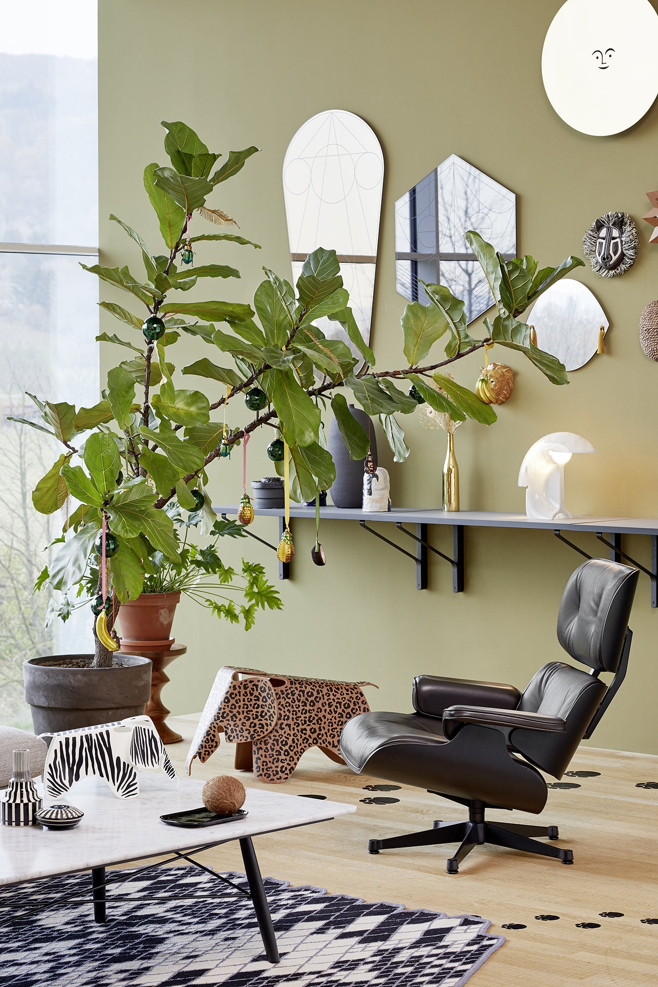 Vitra Eames Lounge Chair musta saarni/musta nahka