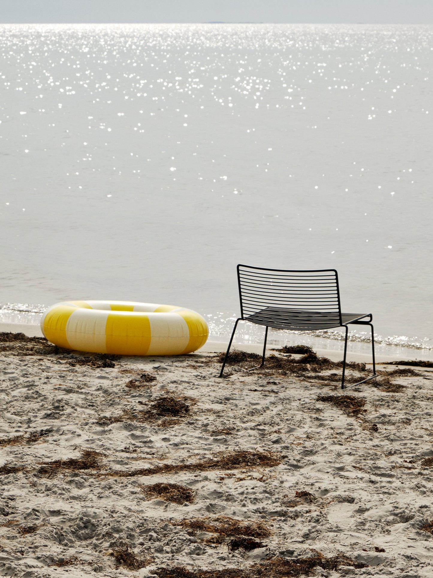 HAY Hee Lounge Chair musta