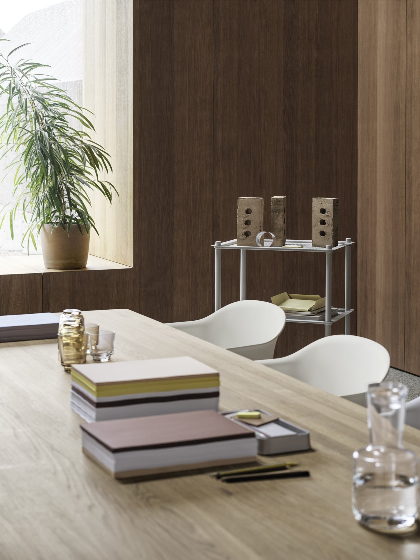 Muuto 70/70 pöytä 170x85 massiivitammi/valkoinen