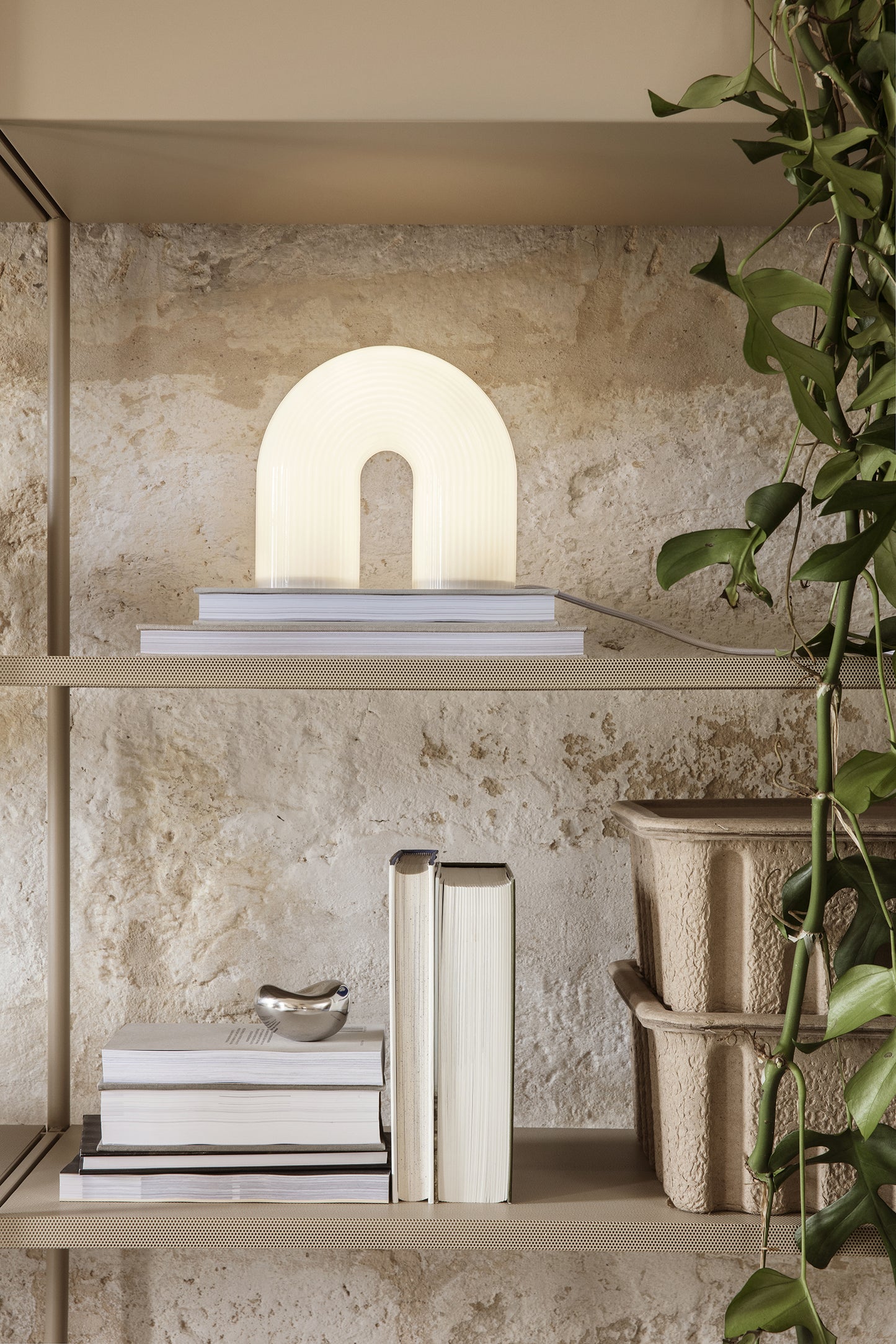Ferm Living Vuelta pöytävalaisin