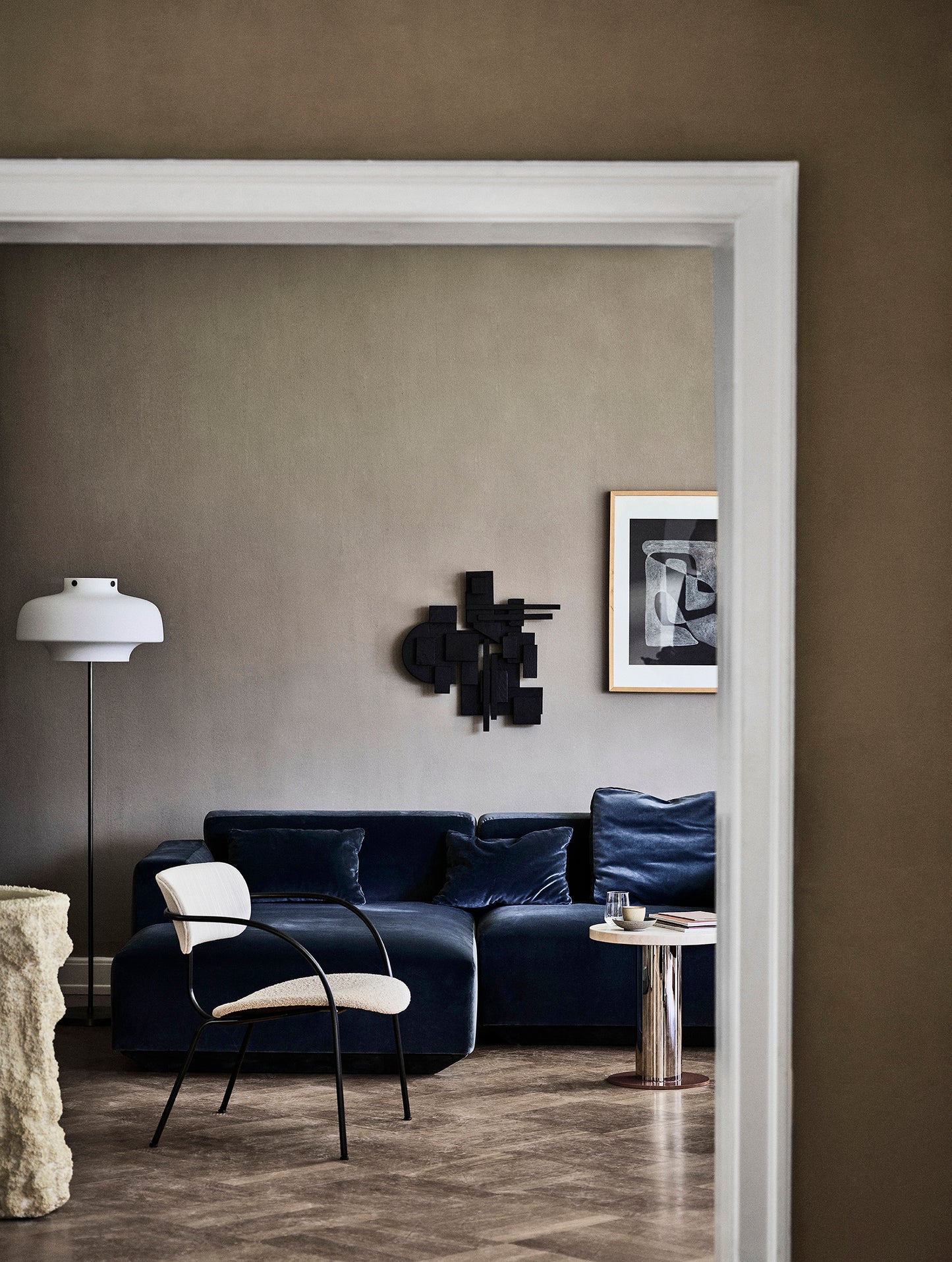 &Tradition Pavilion AV11 lounge tuoli