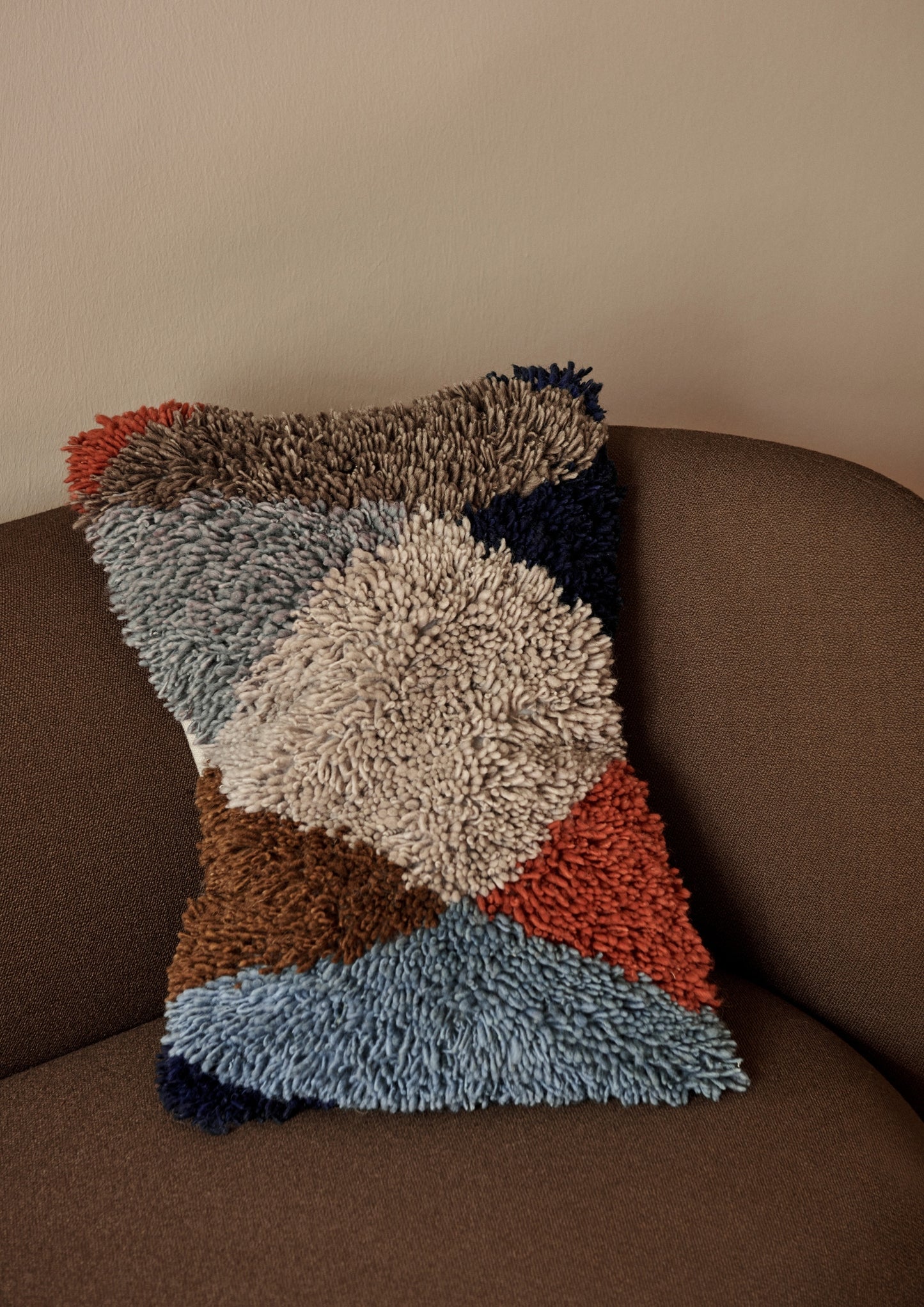 Ferm Living Harlequin tyyny 60x40