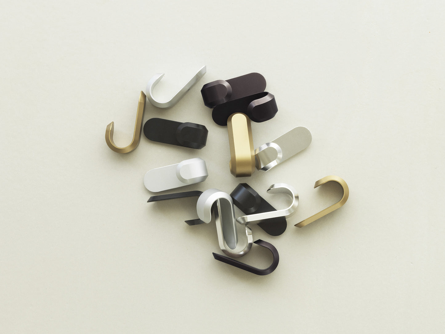 Normann Copenhagen Curve Mini ripustin 2kpl matta kulta