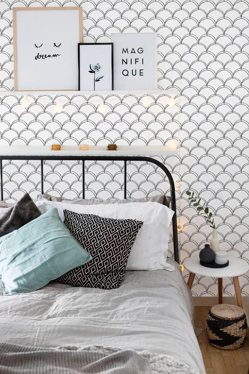 Grey Double Scallop Pattern Wallpaper